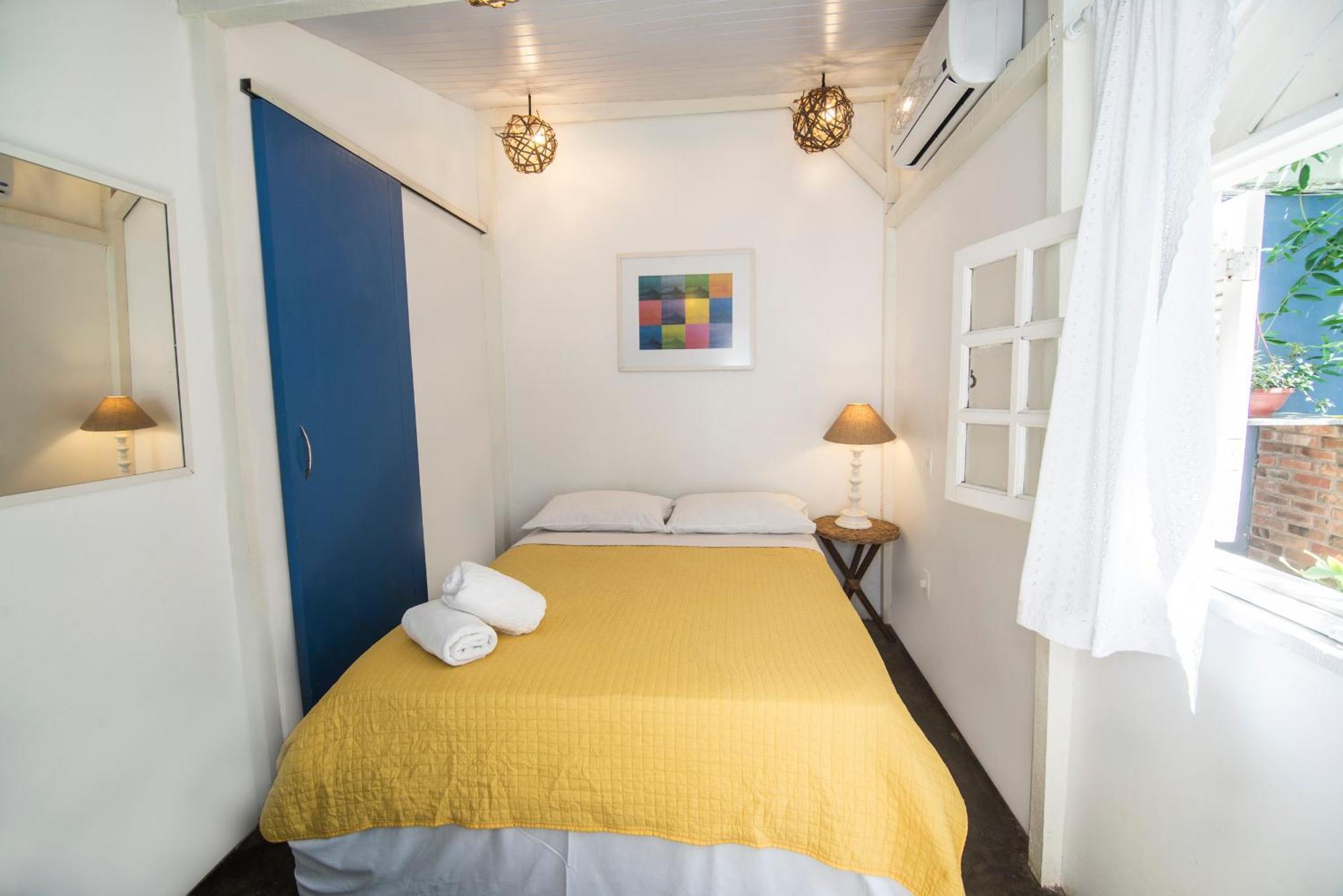 Hostal Ipanema House *