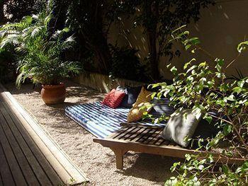 Hostal Ipanema House