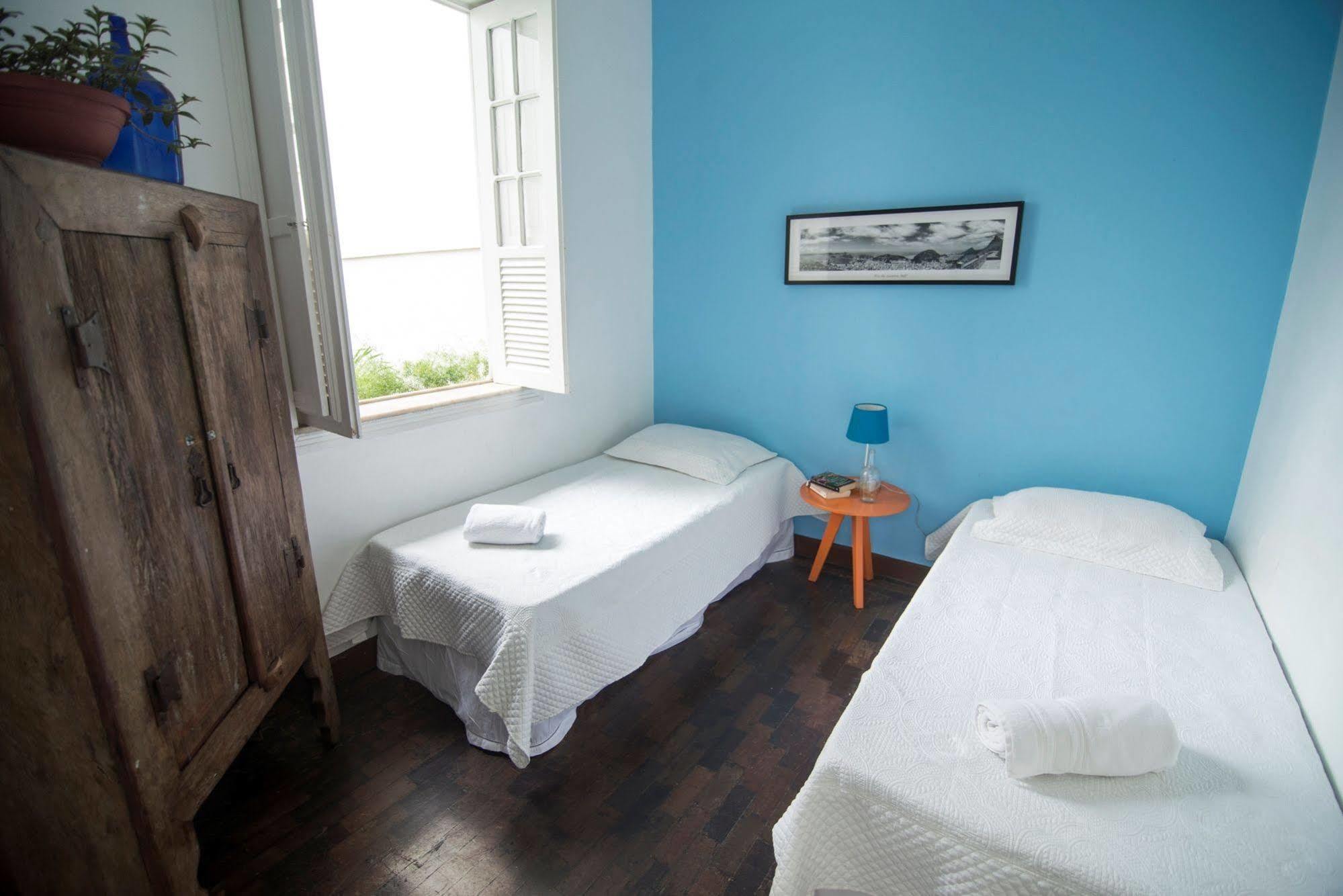 Ipanema House Hostal *
